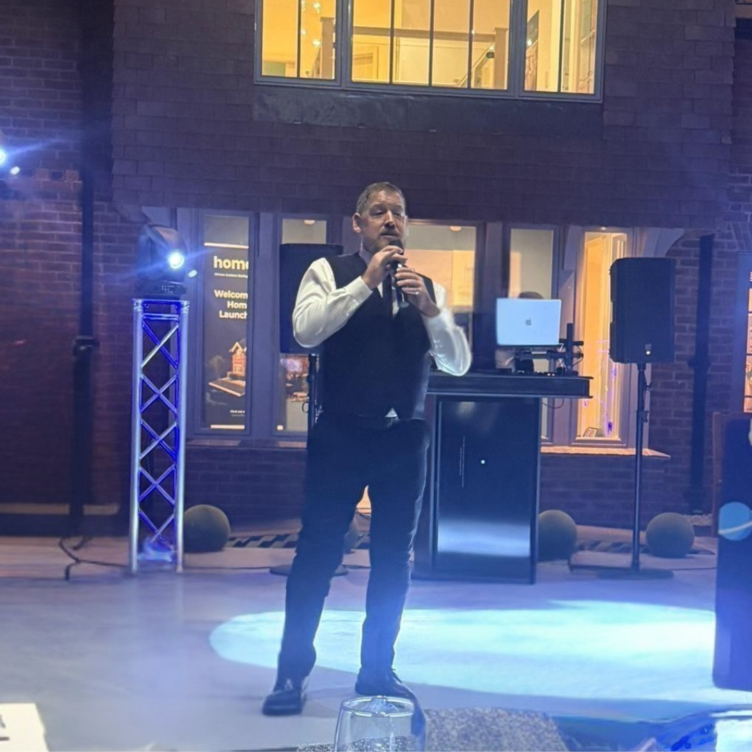 The Power of Best Mates – Standing Together Through Darkness and Light